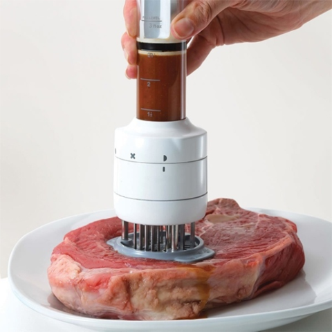 Aparat de fragezit carnea cu injector de sos