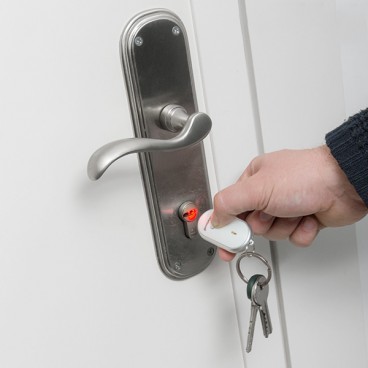 Localizator chei tip breloc cu lanterna LED